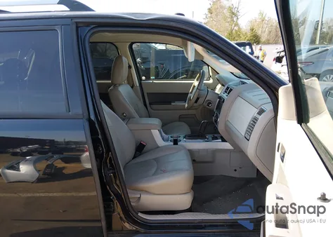 2010 Mercury Mariner Hybrid из США, поврежденный, VIN 4M2CN2K34AKJ18814